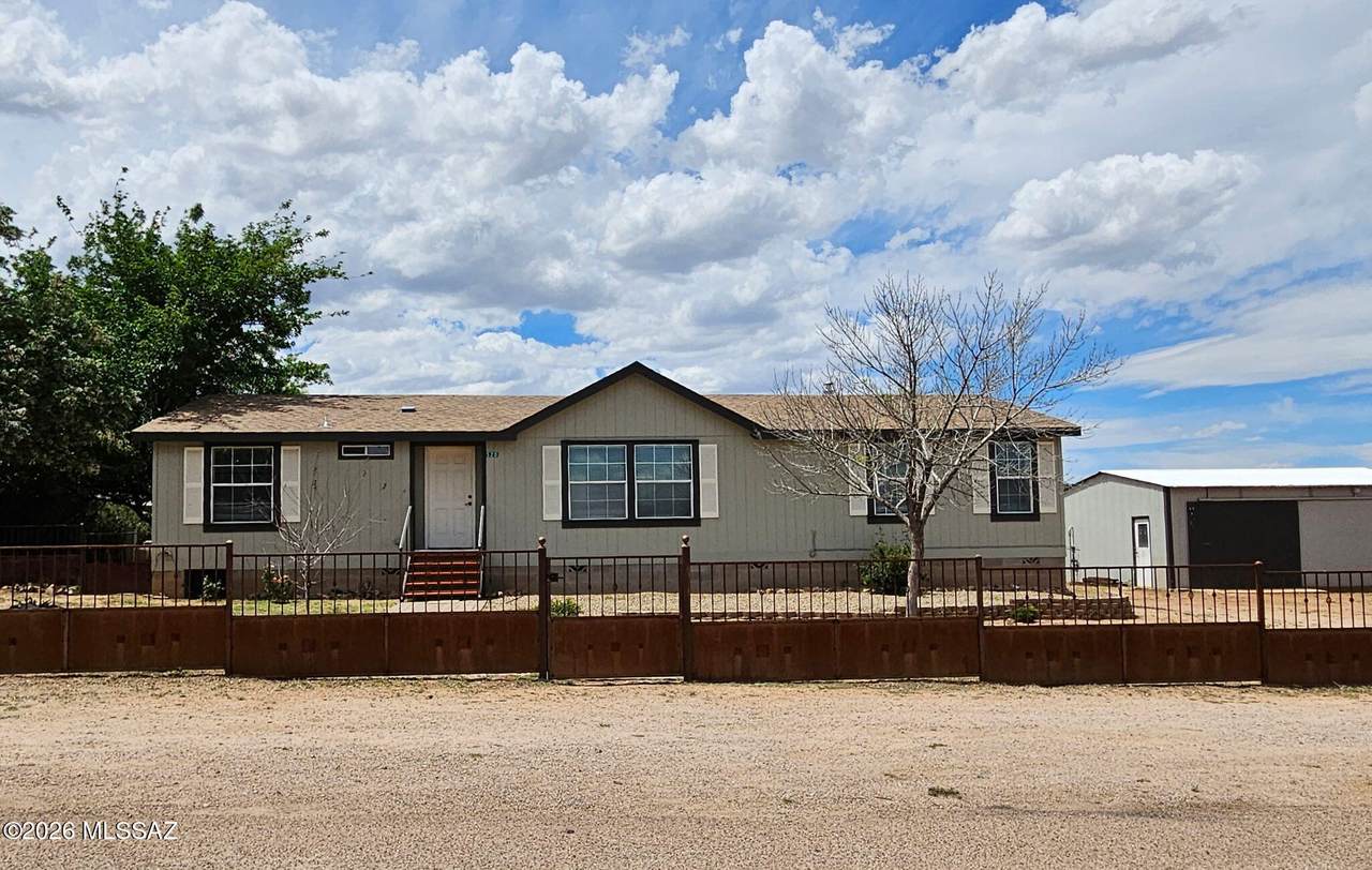 520 Crooked Lane - Photo 1