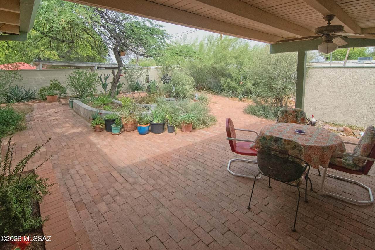 https://bt-photos.global.ssl.fastly.net/tucson/1280_boomver_1_22609864-2.jpg