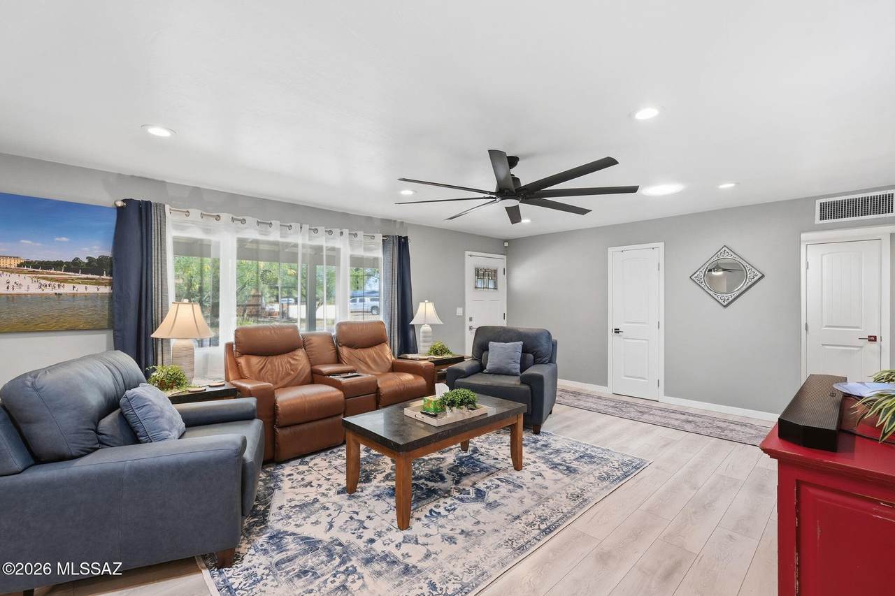 1801 Howard Boulevard - Photo 1