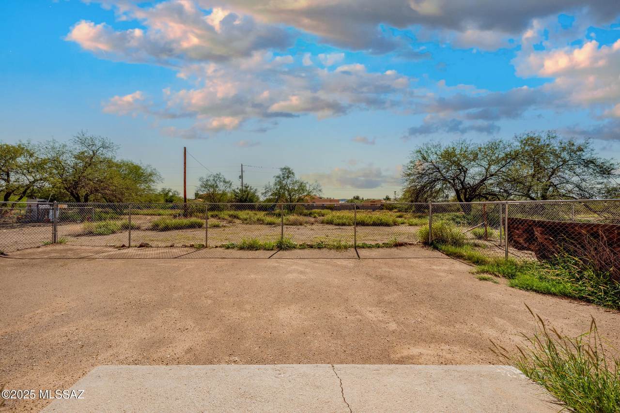 https://bt-photos.global.ssl.fastly.net/tucson/1280_boomver_1_22610099-2.jpg
