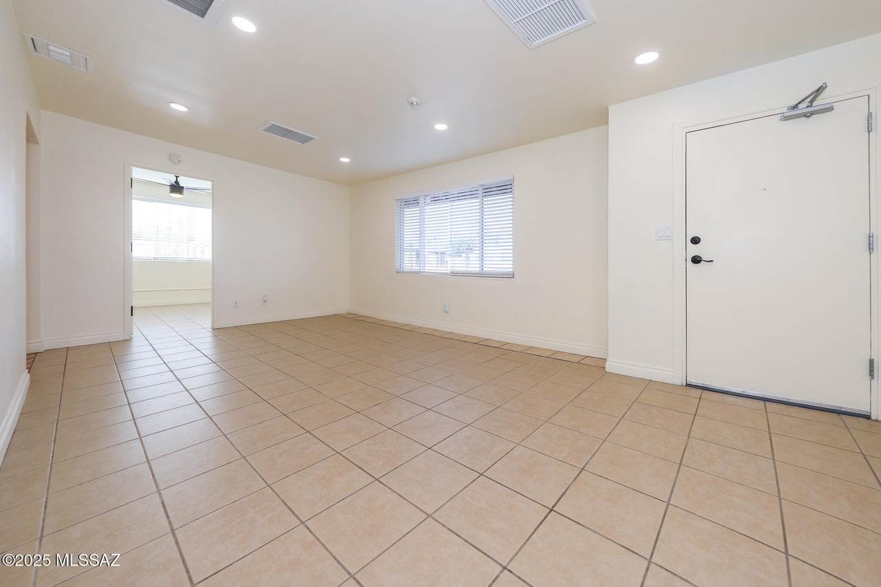 https://bt-photos.global.ssl.fastly.net/tucson/1280_boomver_1_22610108-2.jpg