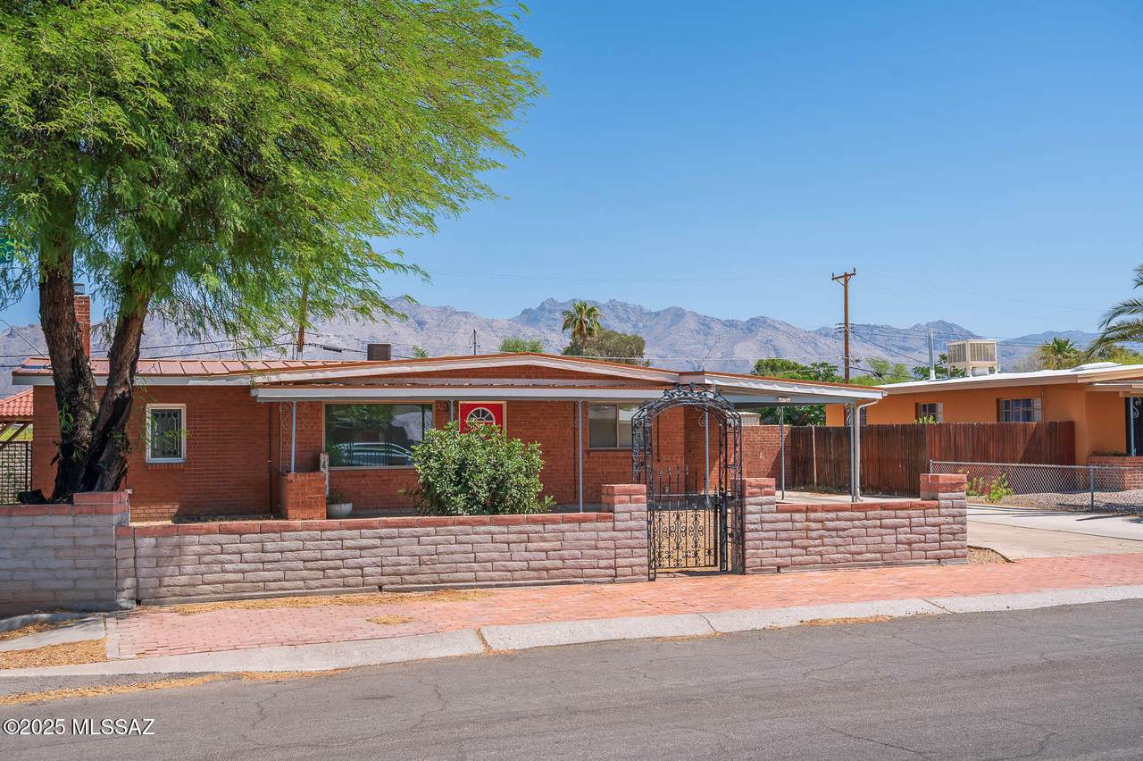 https://bt-photos.global.ssl.fastly.net/tucson/1280_boomver_1_22610167-2.jpg