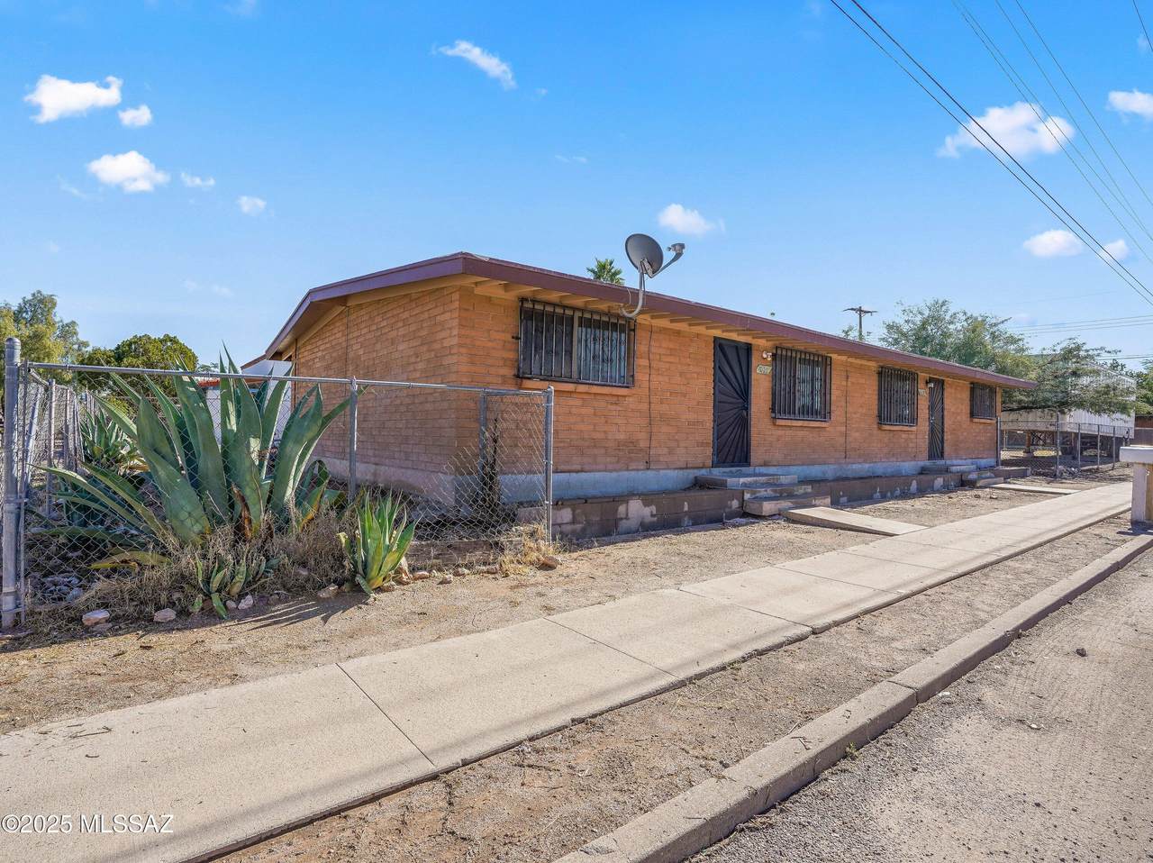 https://bt-photos.global.ssl.fastly.net/tucson/1280_boomver_1_22610197-2.jpg