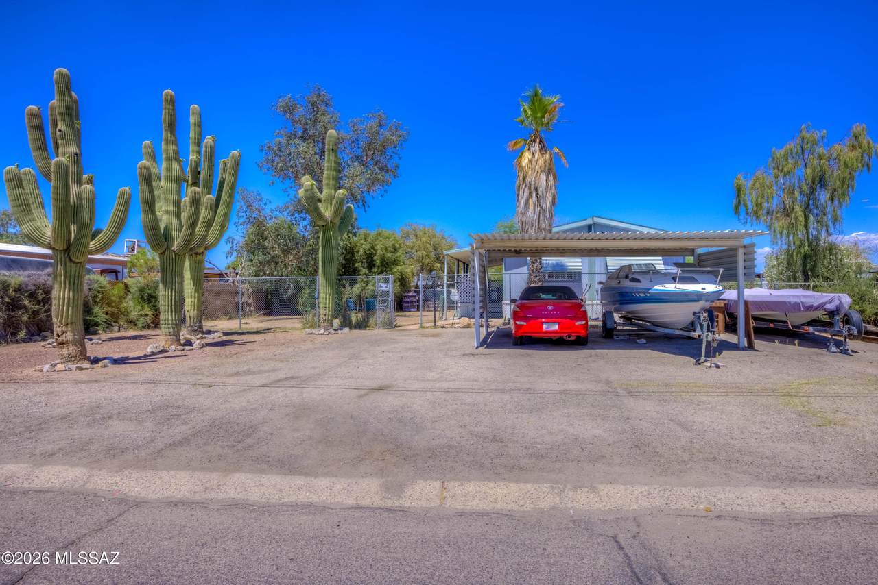2722 Diamond Street - Photo 1