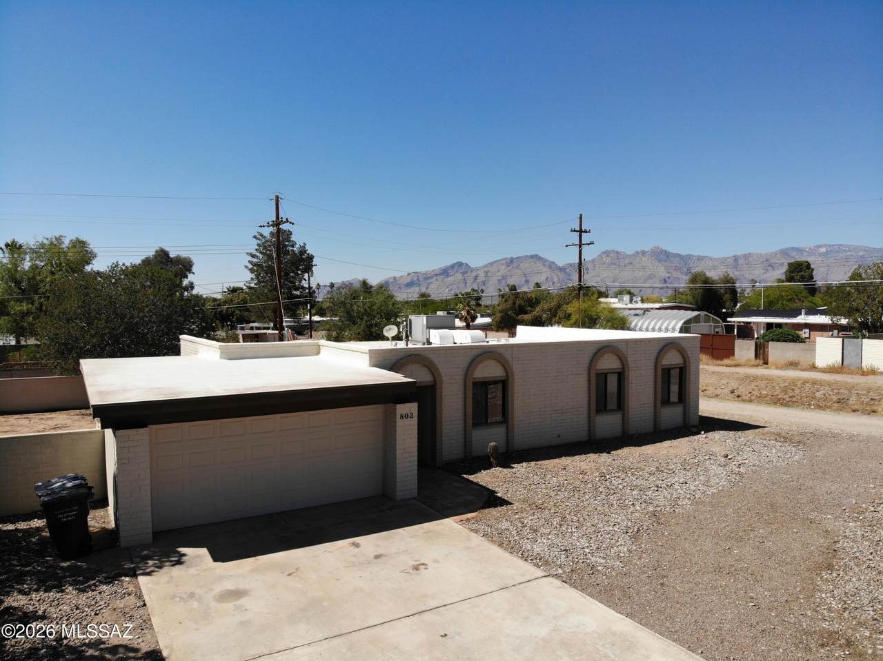 802 Sherwood Village Drive - Photo 1