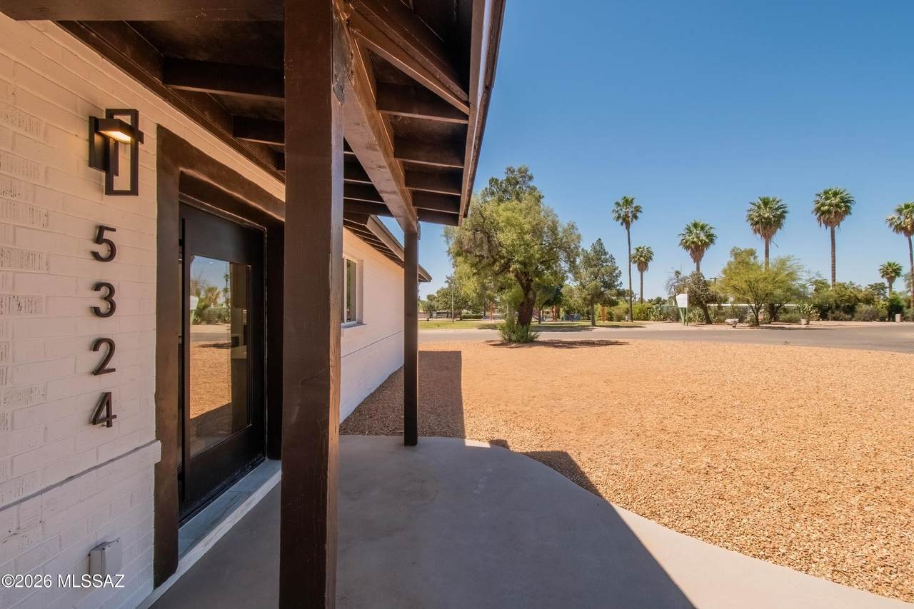 https://bt-photos.global.ssl.fastly.net/tucson/1280_boomver_1_22610309-2.jpg