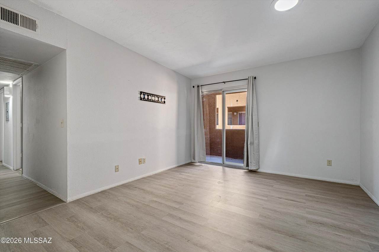 1810 Blacklidge Drive - Photo 1