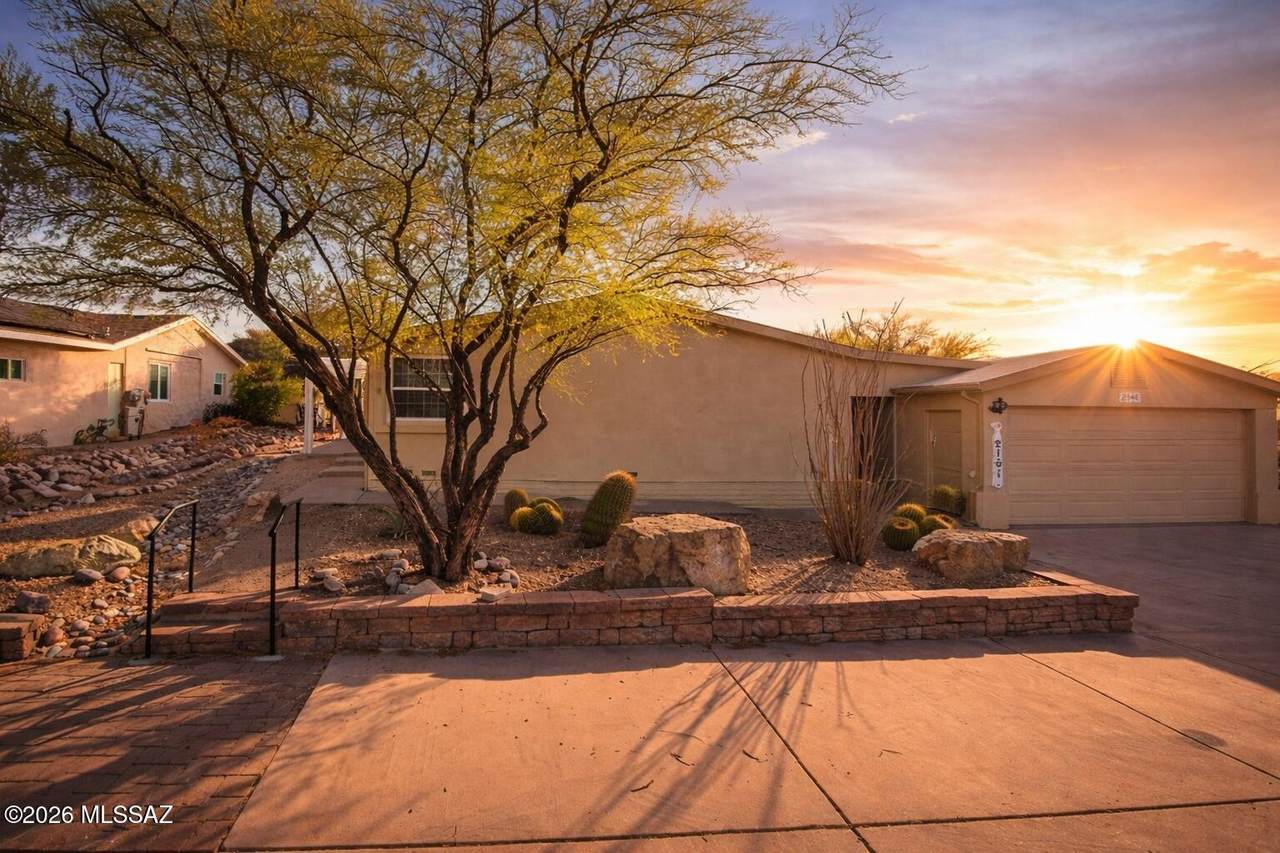 2161 Flying Q Lane - Photo 1
