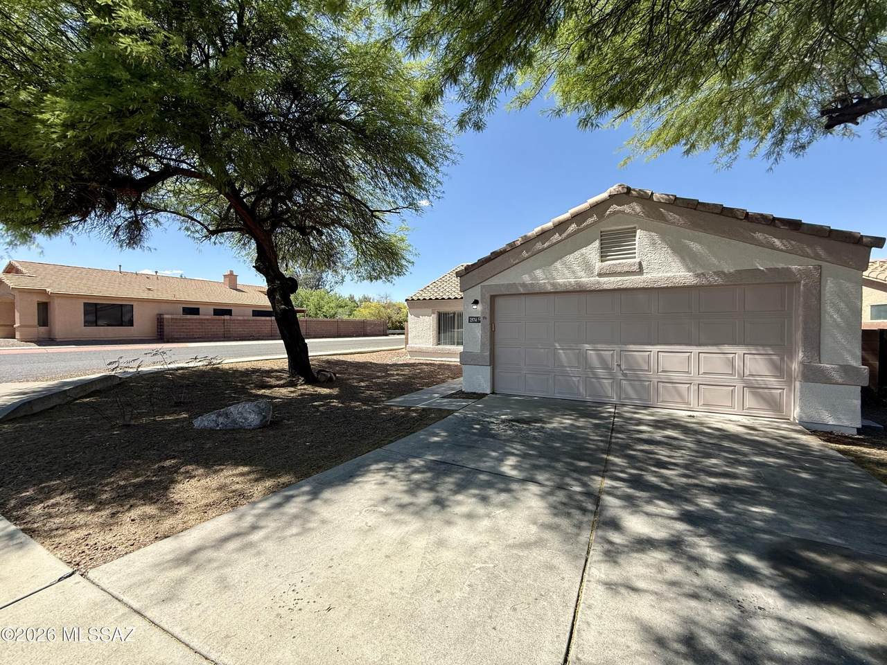 https://bt-photos.global.ssl.fastly.net/tucson/1280_boomver_1_22610911-2.jpg