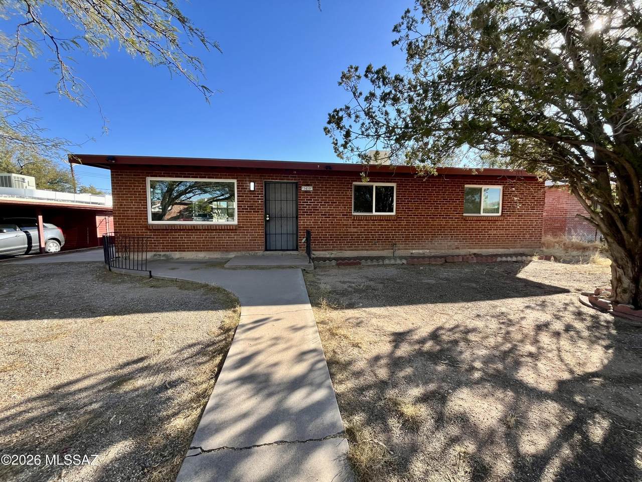 1410 Desmond Avenue - Photo 1