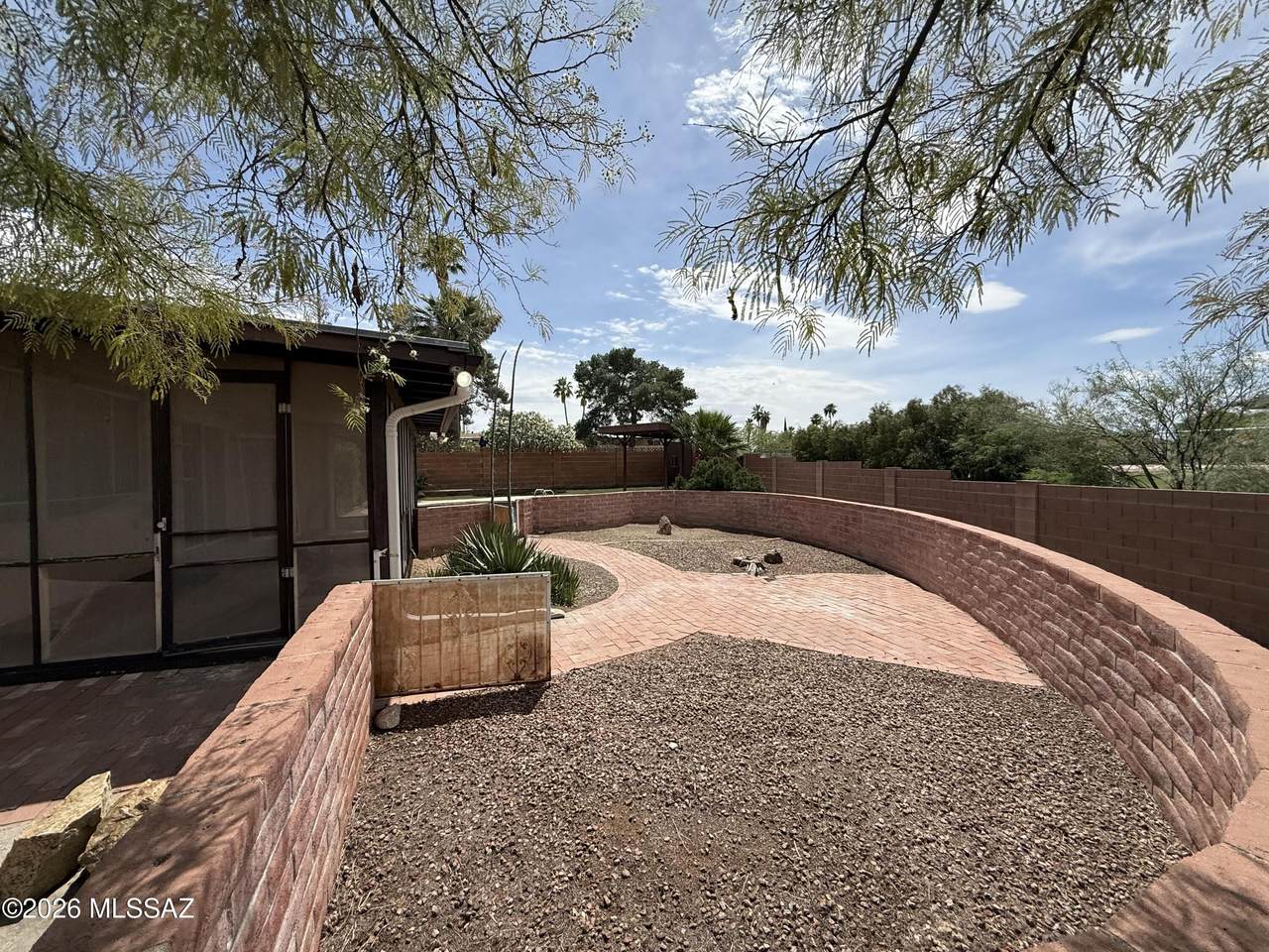 https://bt-photos.global.ssl.fastly.net/tucson/1280_boomver_1_22610959-2.jpg