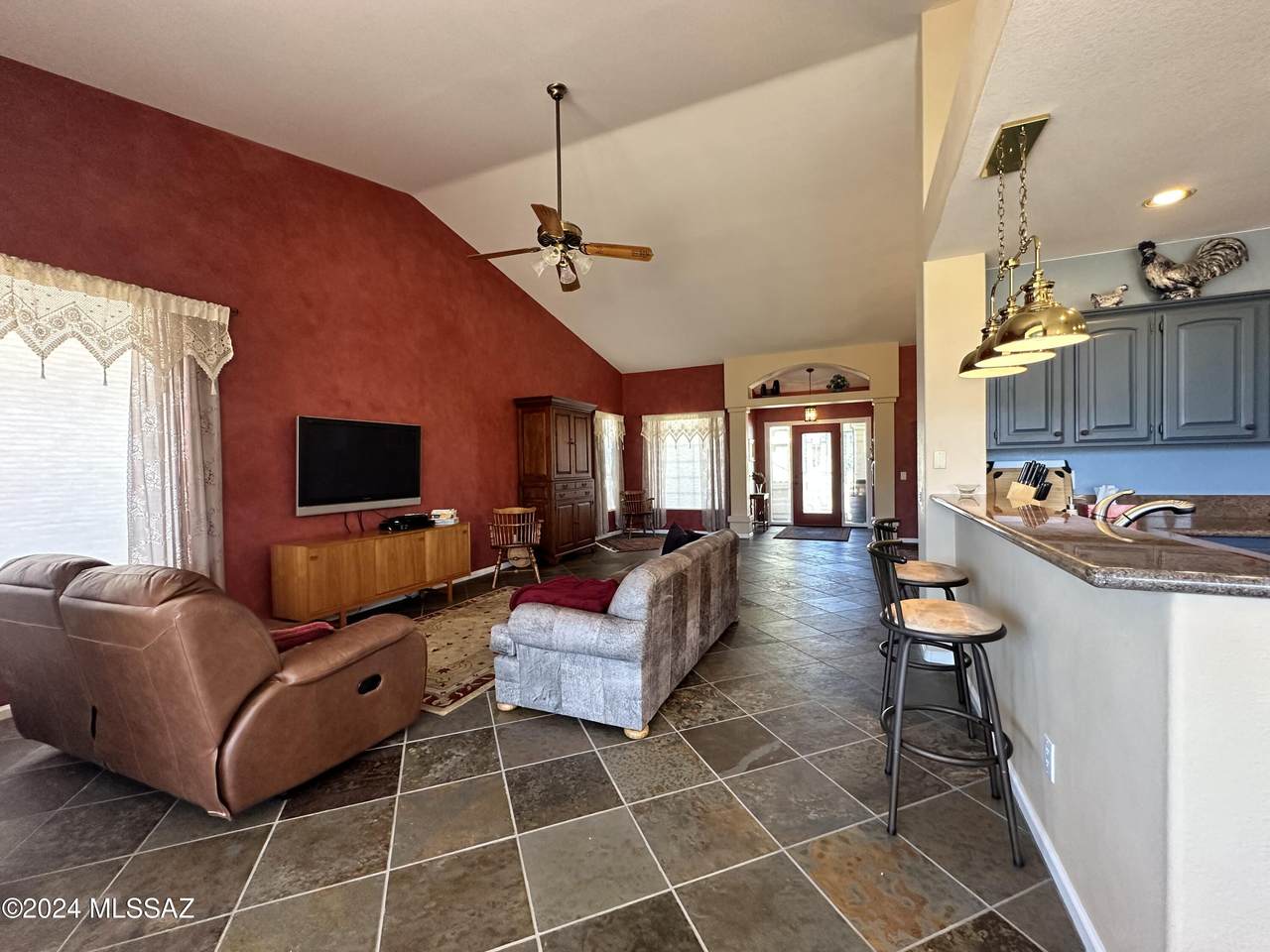 https://bt-photos.global.ssl.fastly.net/tucson/1280_boomver_1_22610968-2.jpg
