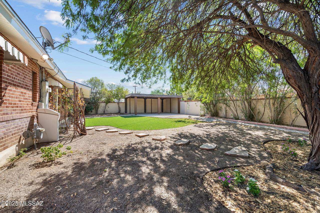 https://bt-photos.global.ssl.fastly.net/tucson/1280_boomver_1_22610981-2.jpg