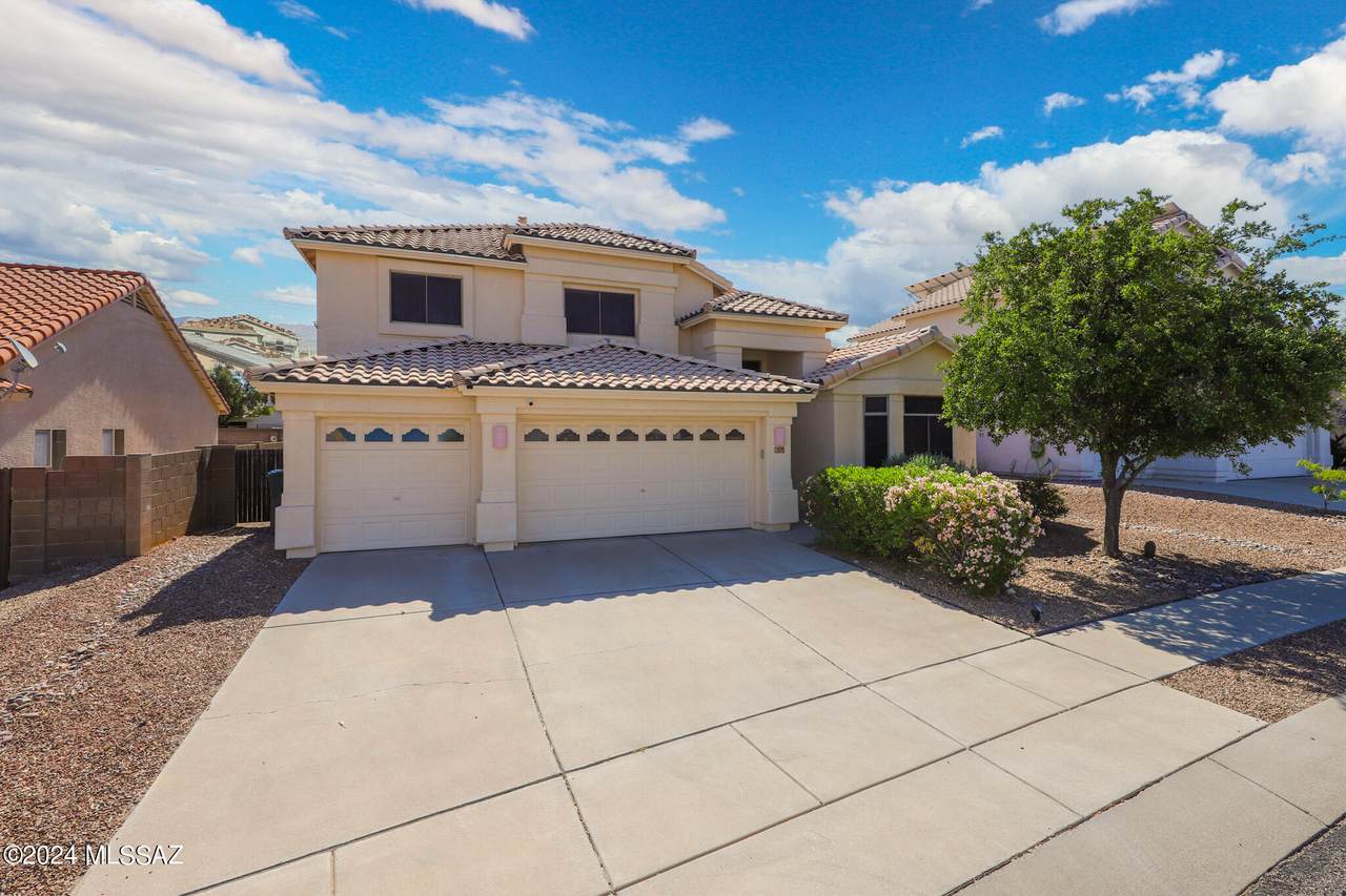 831 Rincon Rising Road - Photo 1