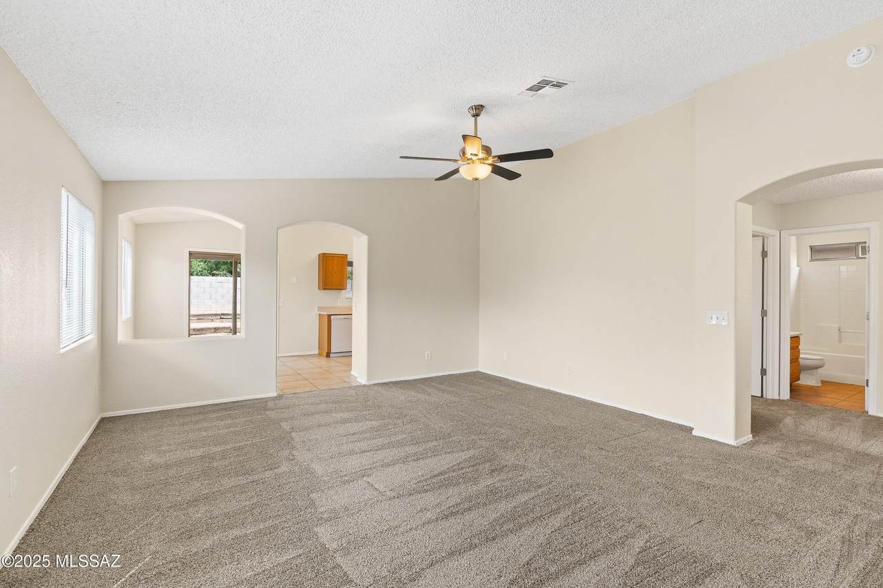 https://bt-photos.global.ssl.fastly.net/tucson/1280_boomver_1_22611036-2.jpg