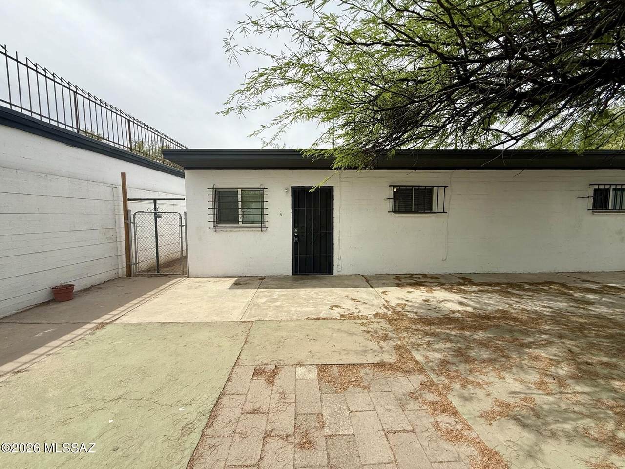 3564 Kleindale Road - Photo 1