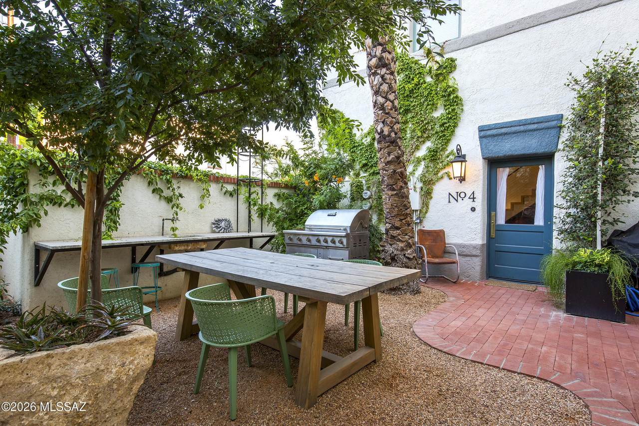 343 Scott Avenue - Photo 1