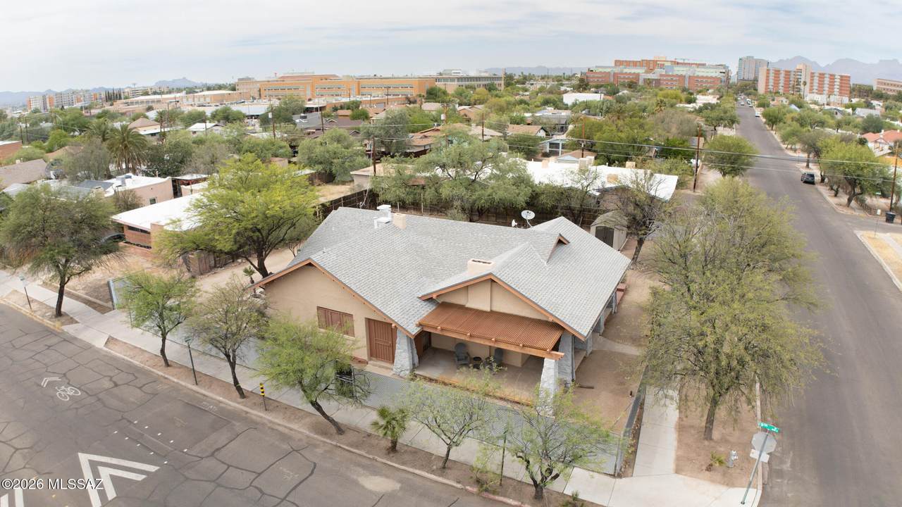 201 Tyndall Avenue - Photo 1