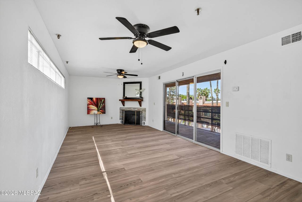 https://bt-photos.global.ssl.fastly.net/tucson/1280_boomver_1_22611293-2.jpg