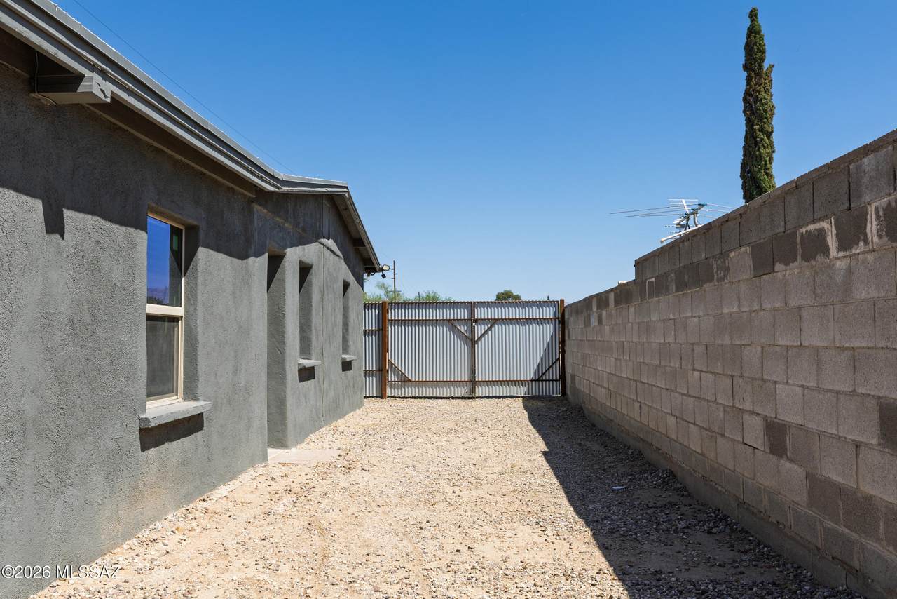 https://bt-photos.global.ssl.fastly.net/tucson/1280_boomver_1_22611608-2.jpg