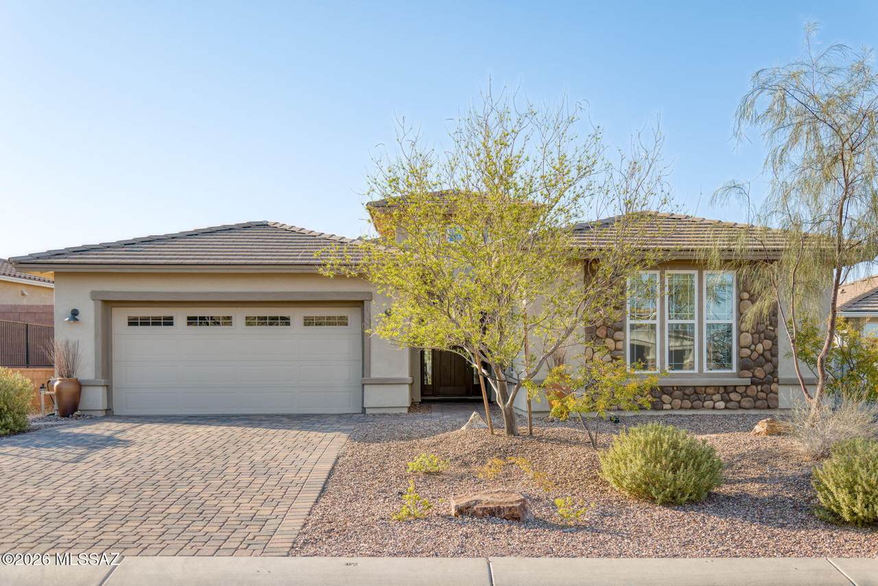 7235 Secret Bluff Pass - Photo 1
