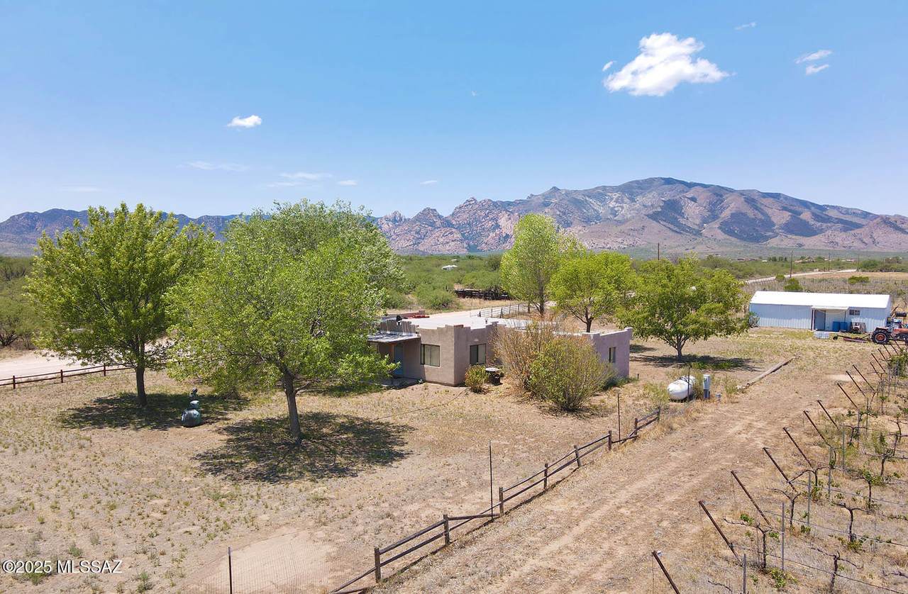 1203 Cochise Stronghold Road - Photo 1