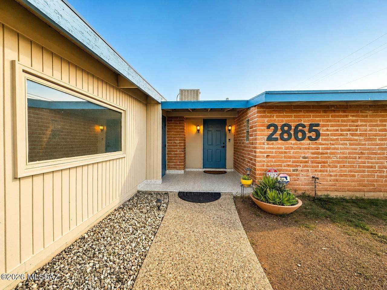 2865 Eastgate Drive - Photo 1