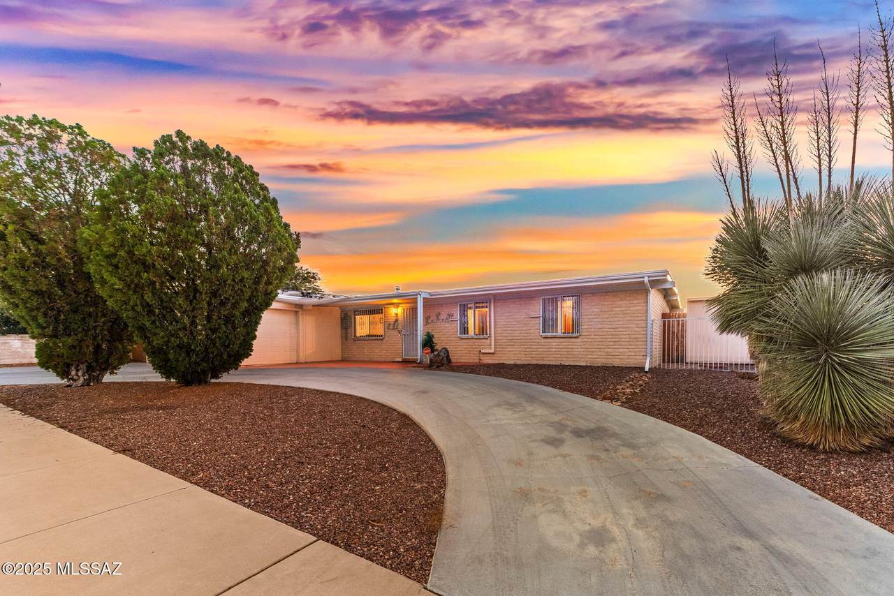 https://bt-photos.global.ssl.fastly.net/tucson/1280_boomver_1_22611795-2.jpg