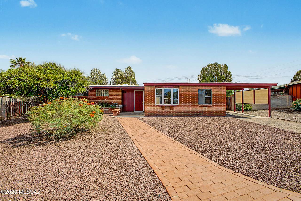 7118 Eli Place - Photo 1