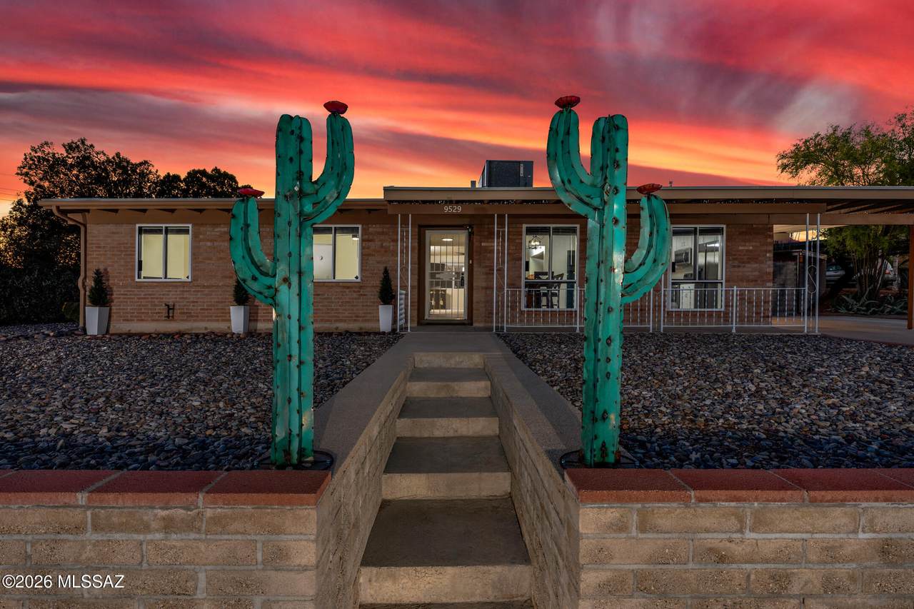 9529 Harrison Circle - Photo 1