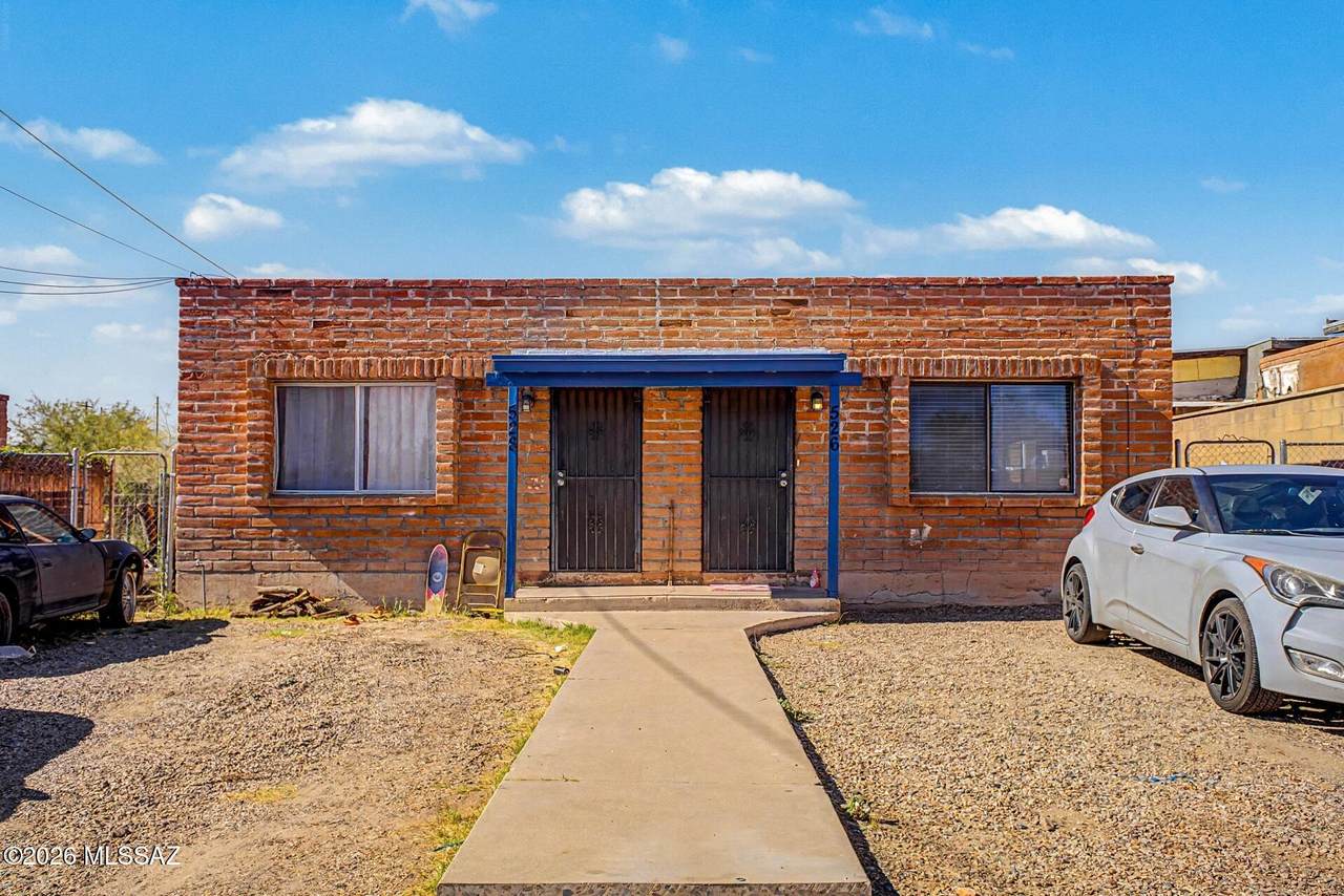 528 42nd Street - Photo 1