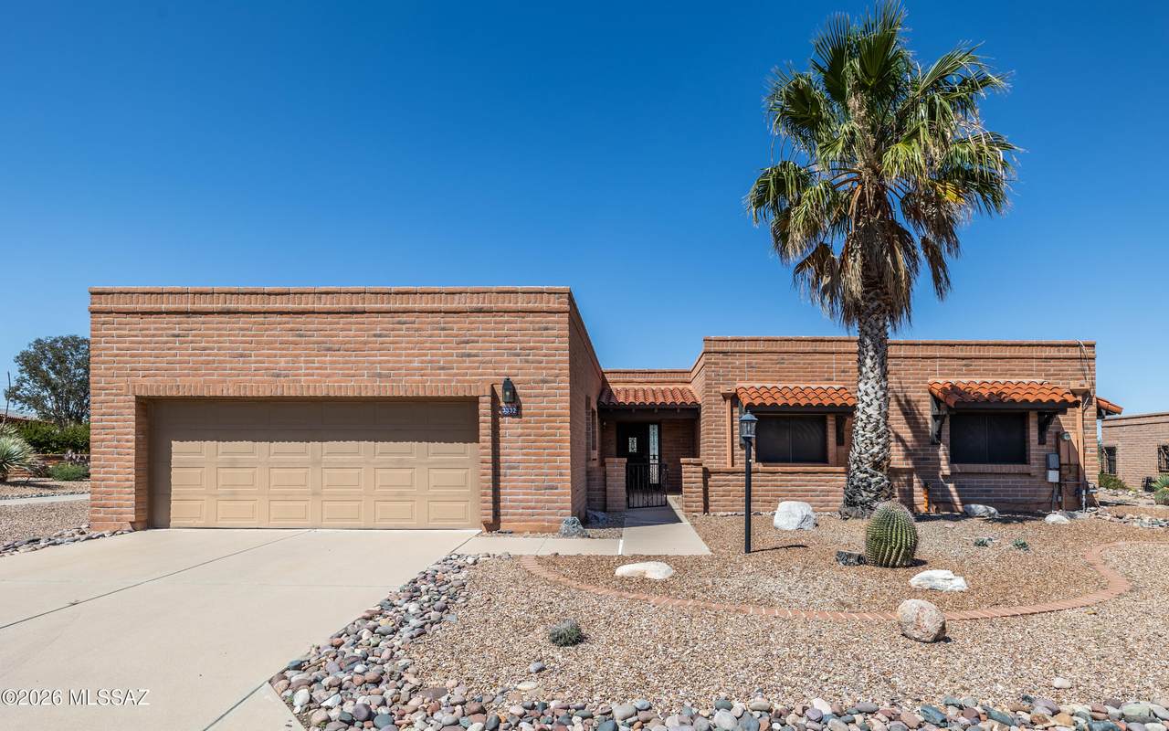 3332 Avenida Oconor - Photo 1