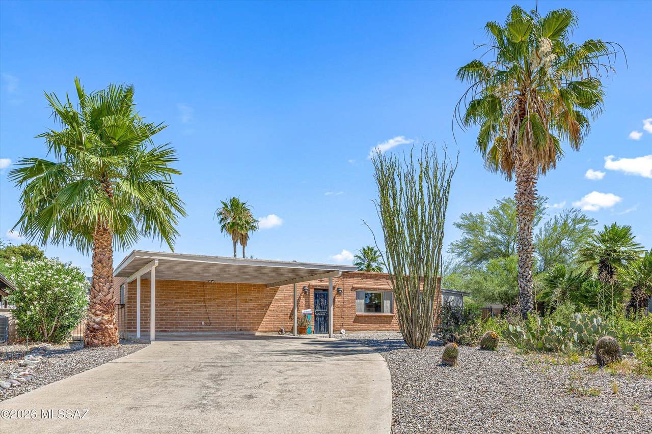 8647 24th Circle - Photo 1