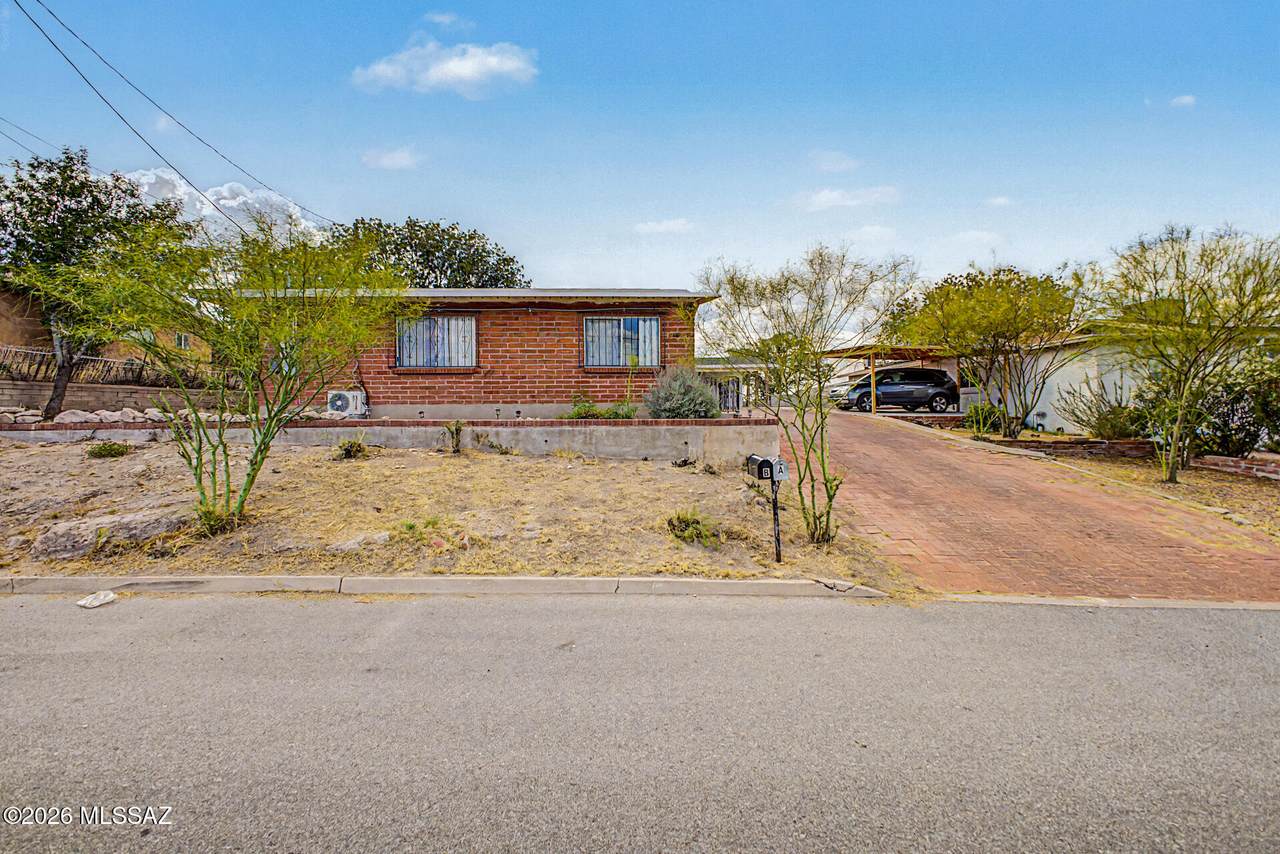 451 Macnab Drive - Photo 1