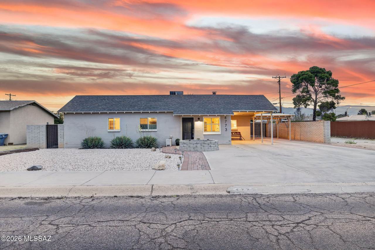 4773 Eastland Street - Photo 1