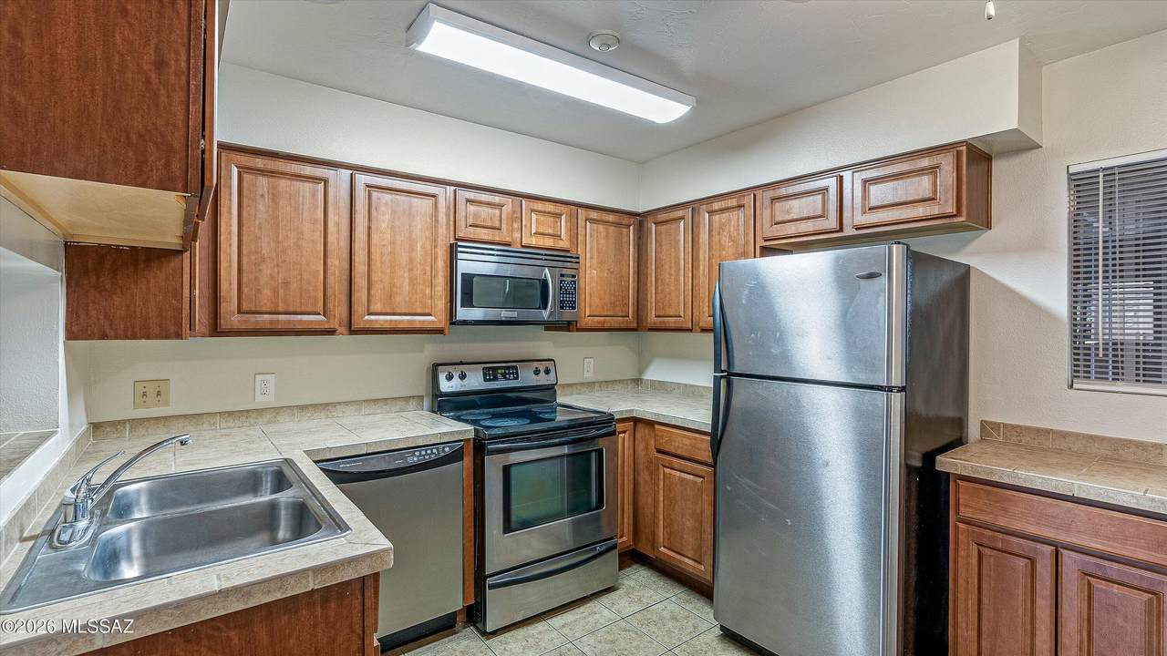 https://bt-photos.global.ssl.fastly.net/tucson/1280_boomver_1_22612570-2.jpg