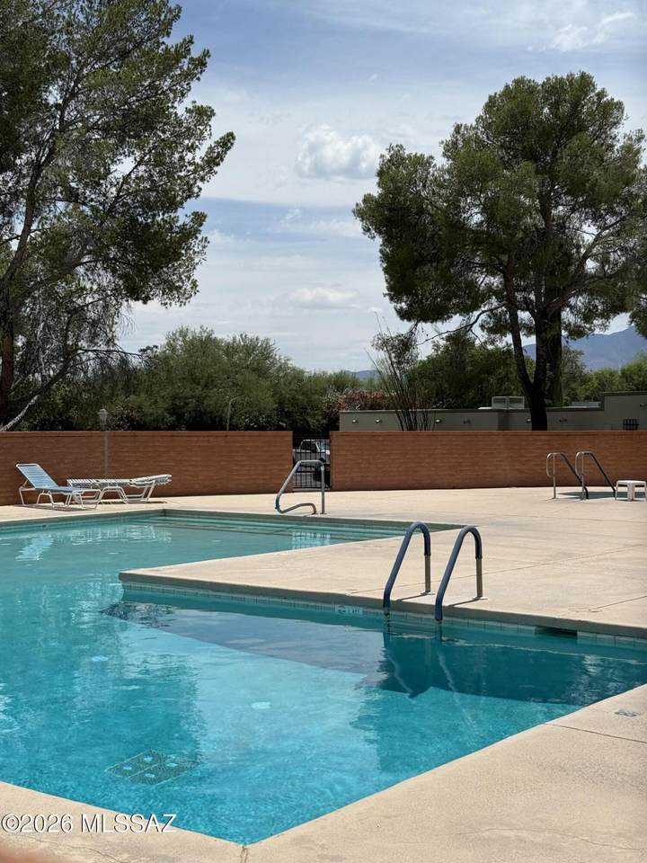 https://bt-photos.global.ssl.fastly.net/tucson/1280_boomver_1_22612578-2.jpg