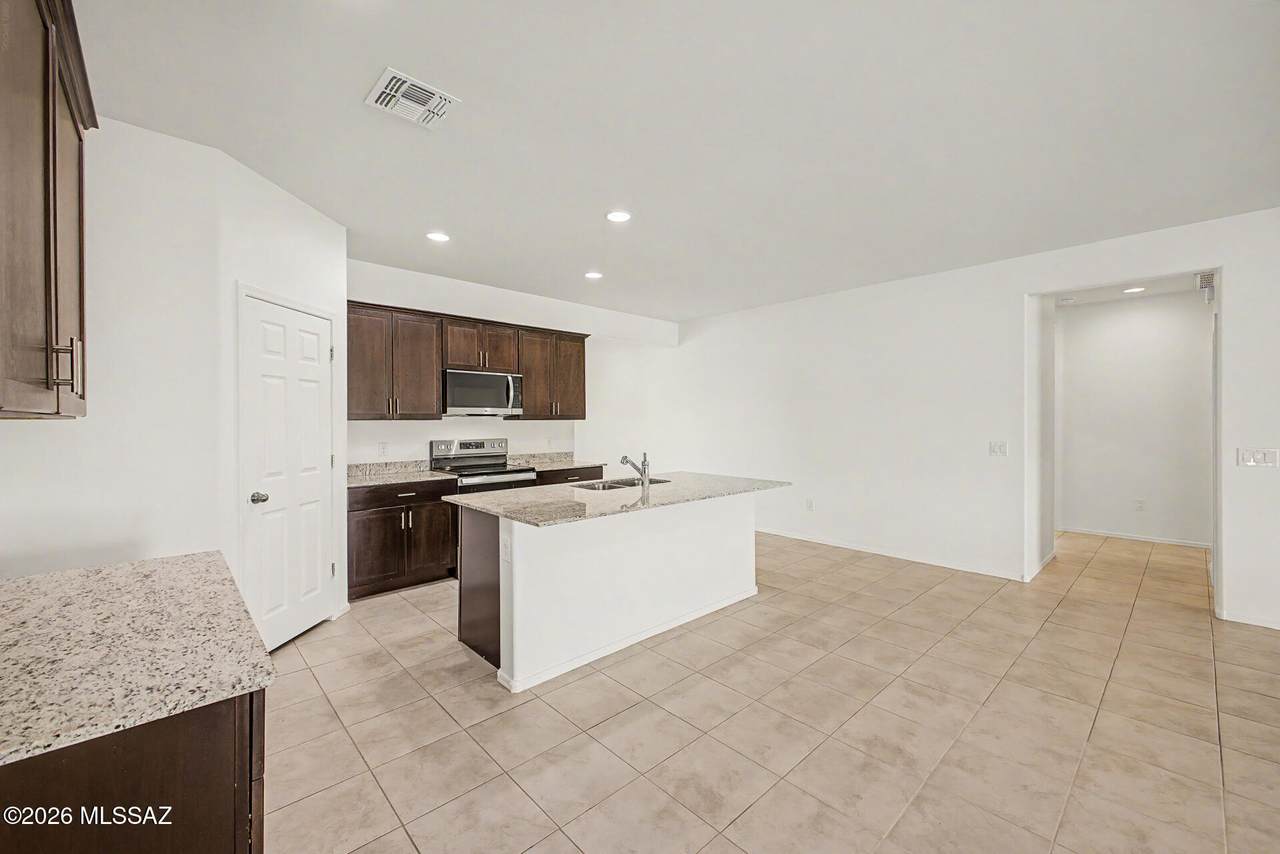 https://bt-photos.global.ssl.fastly.net/tucson/1280_boomver_1_22612622-2.jpg