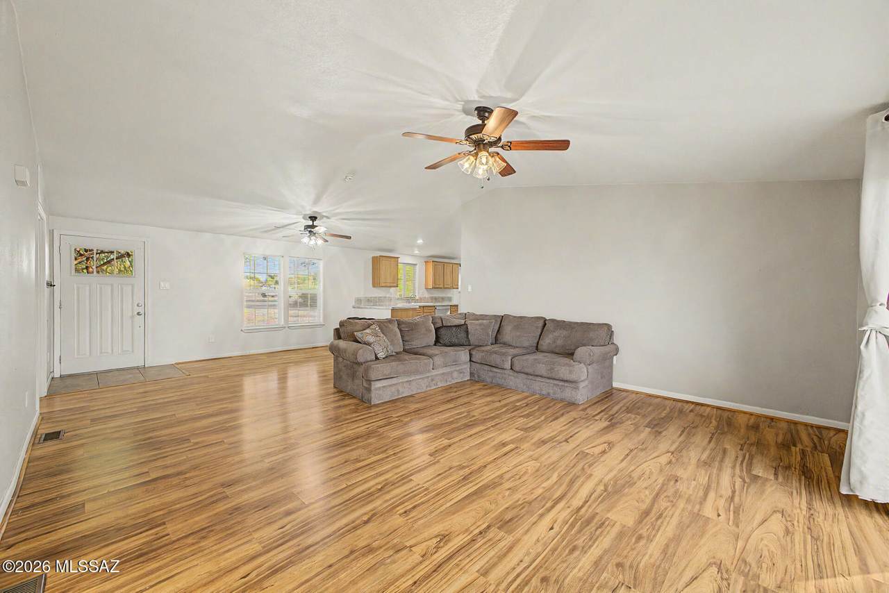 https://bt-photos.global.ssl.fastly.net/tucson/1280_boomver_1_22612624-2.jpg