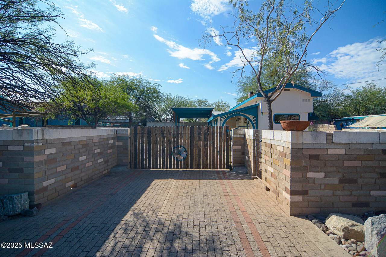 https://bt-photos.global.ssl.fastly.net/tucson/1280_boomver_1_22612627-2.jpg