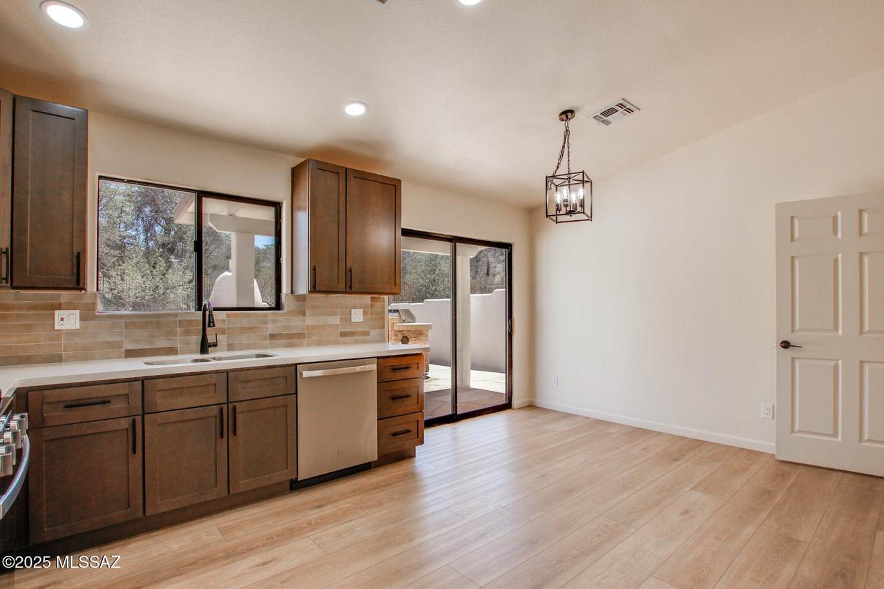https://bt-photos.global.ssl.fastly.net/tucson/1280_boomver_1_22612629-2.jpg