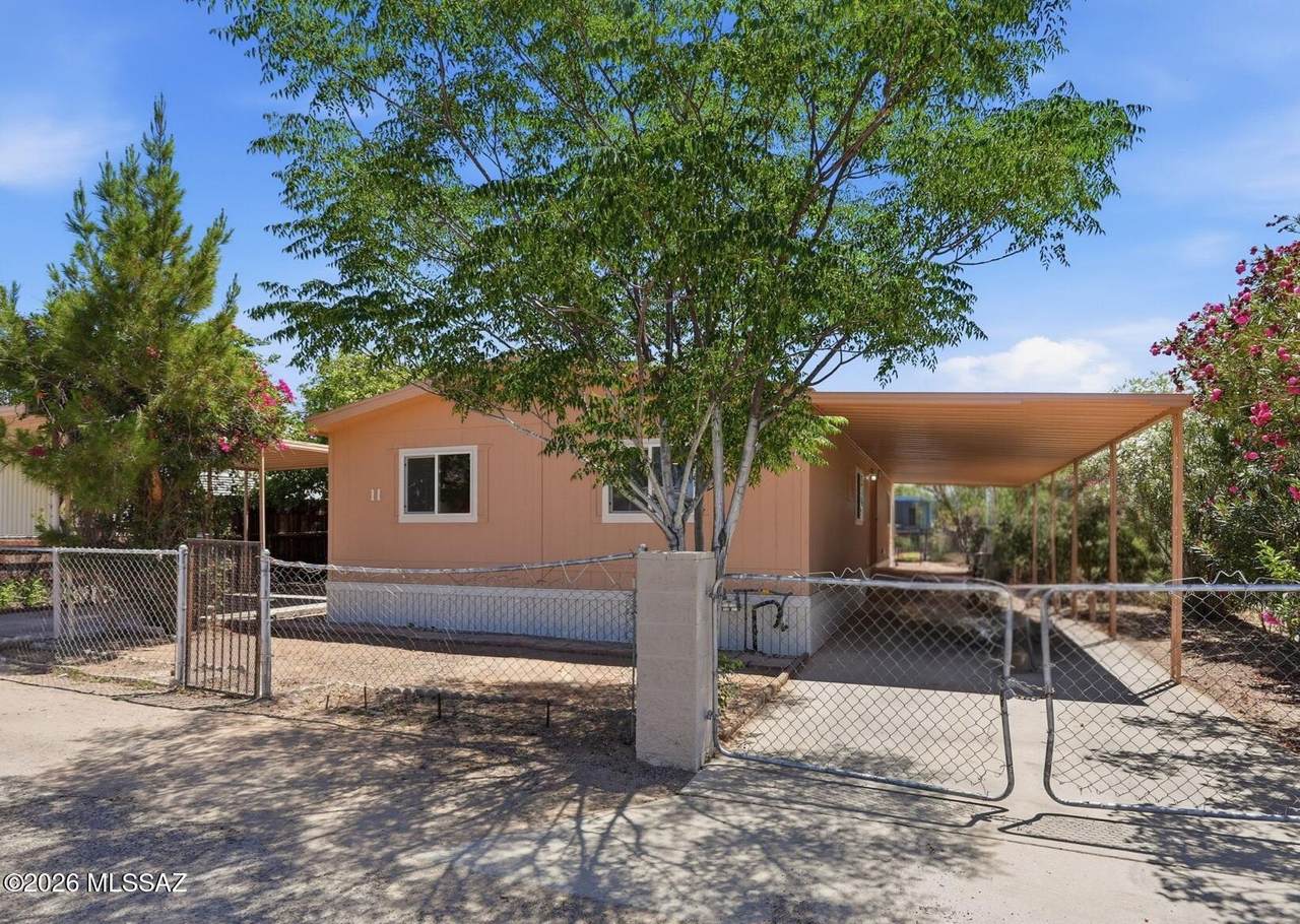 3810 Mibbie Lane - Photo 1