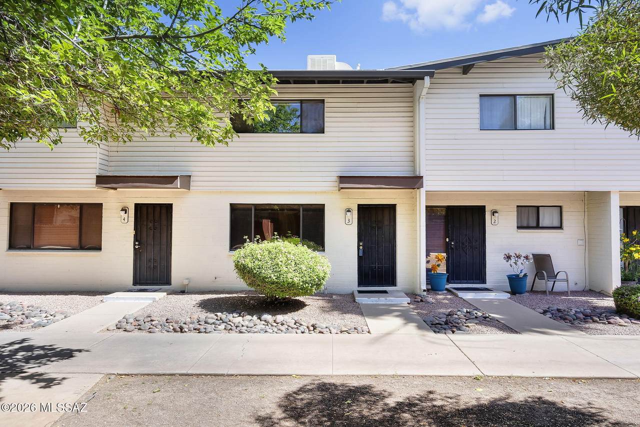 1350 Avenida Polar - Photo 1
