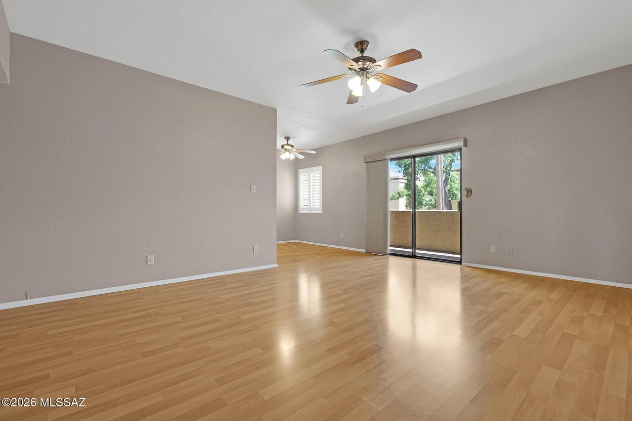 5500 Valley View Road - Photo 1