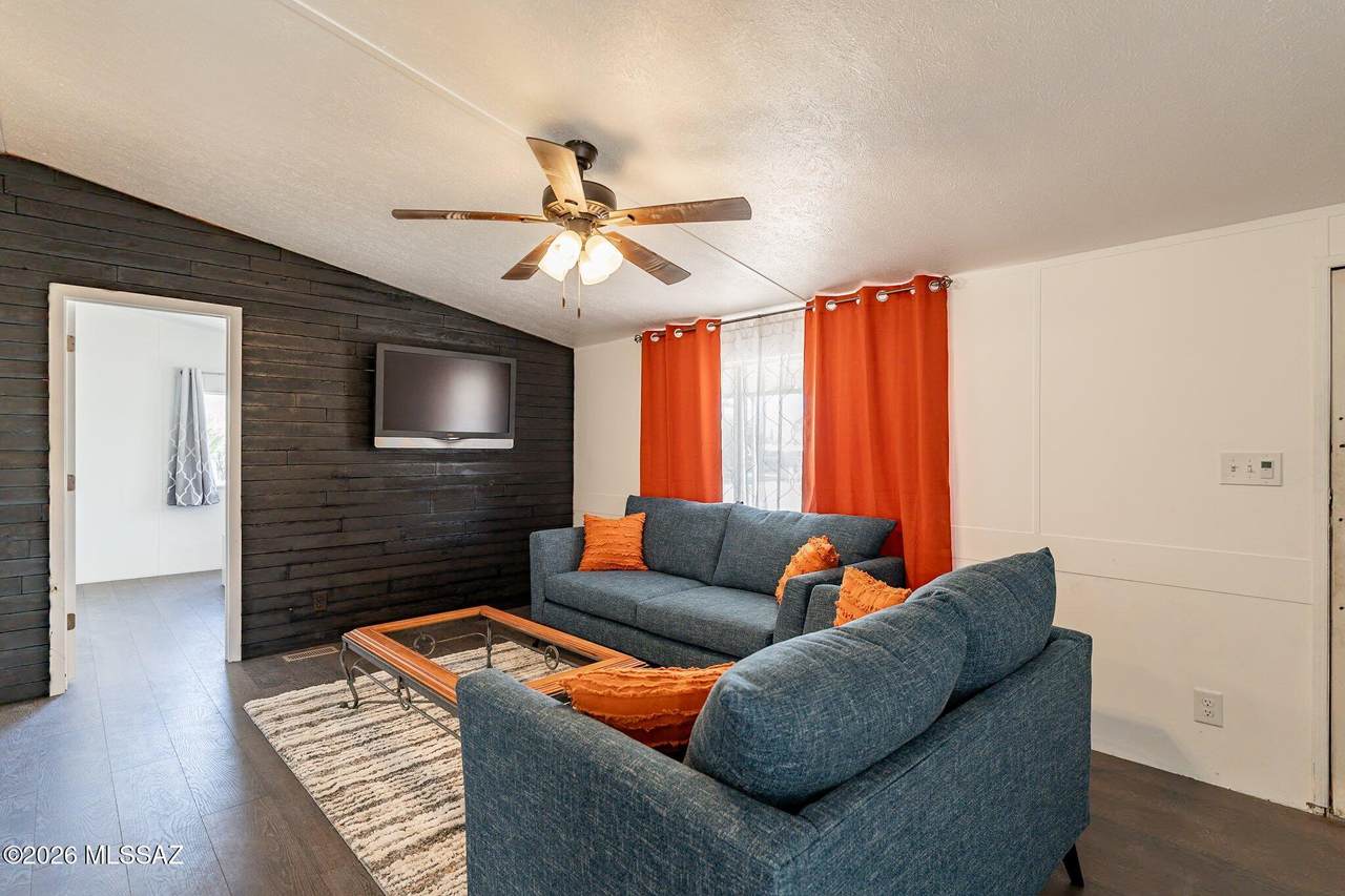 https://bt-photos.global.ssl.fastly.net/tucson/1280_boomver_1_22613056-2.jpg