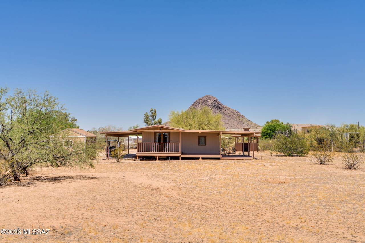 11165 Anthony Drive - Photo 1