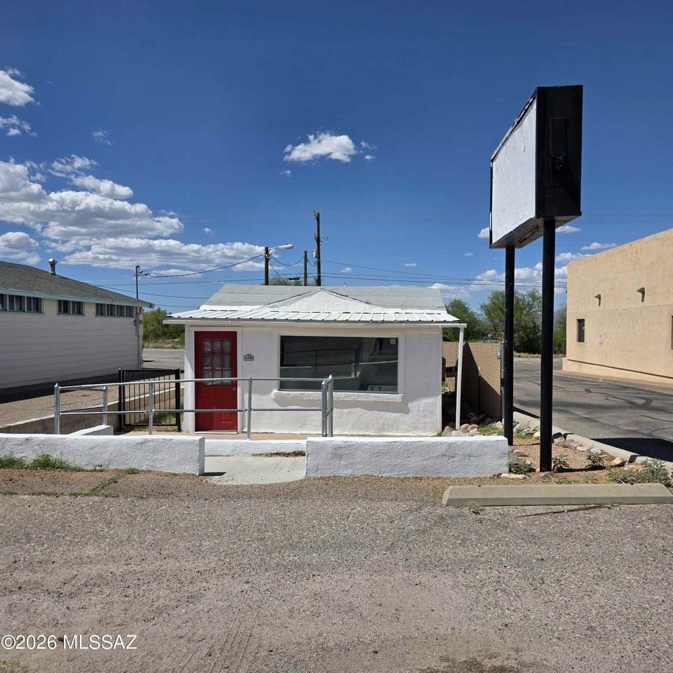 698 4th Street - Photo 1