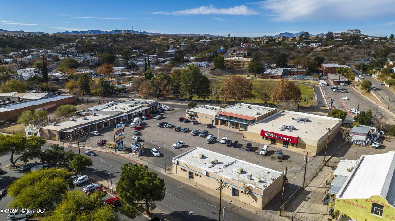 441 Grand Avenue - Photo 1