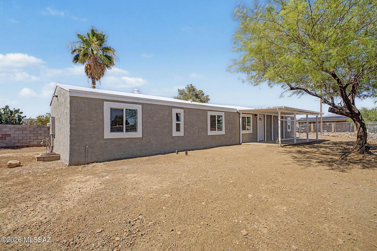 13501 Warfield Circle - Photo 1