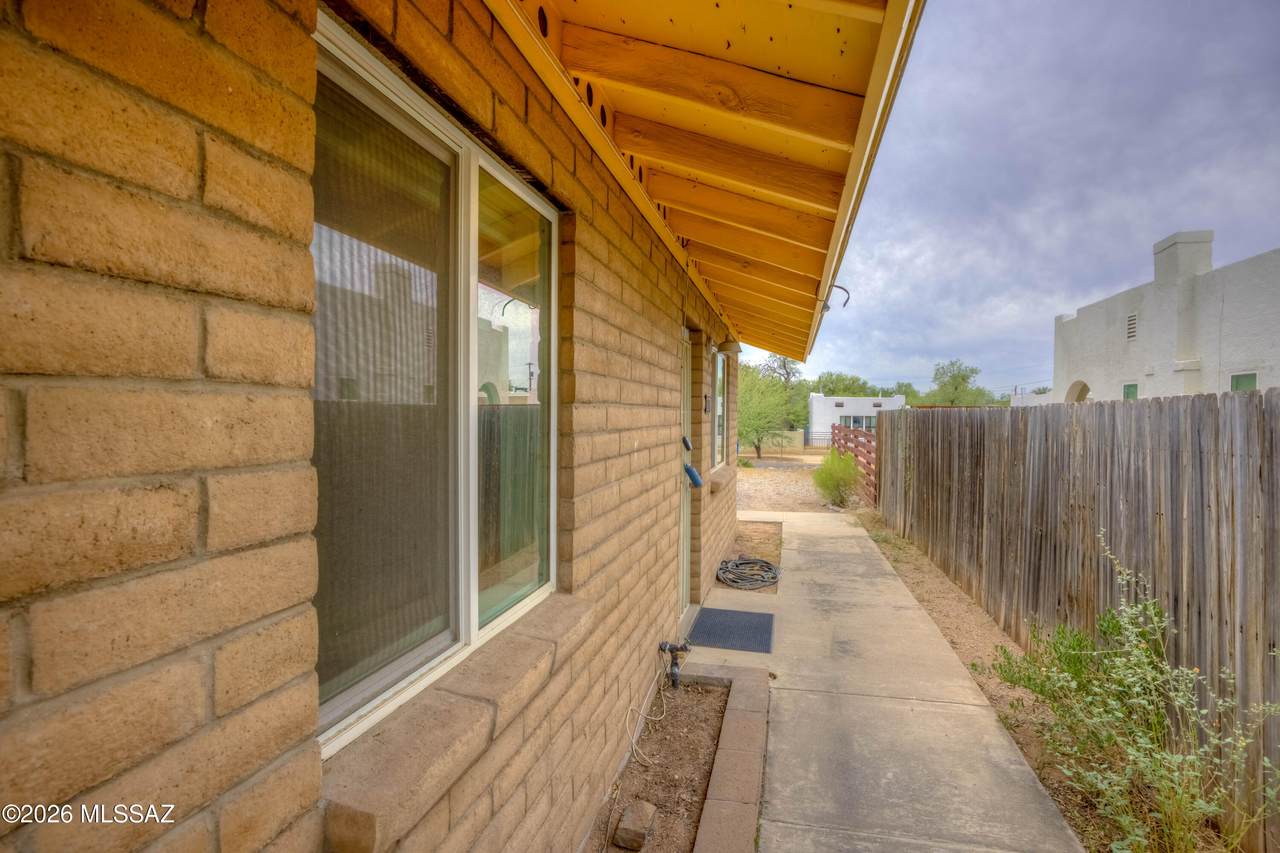 https://bt-photos.global.ssl.fastly.net/tucson/1280_boomver_1_22613622-2.jpg